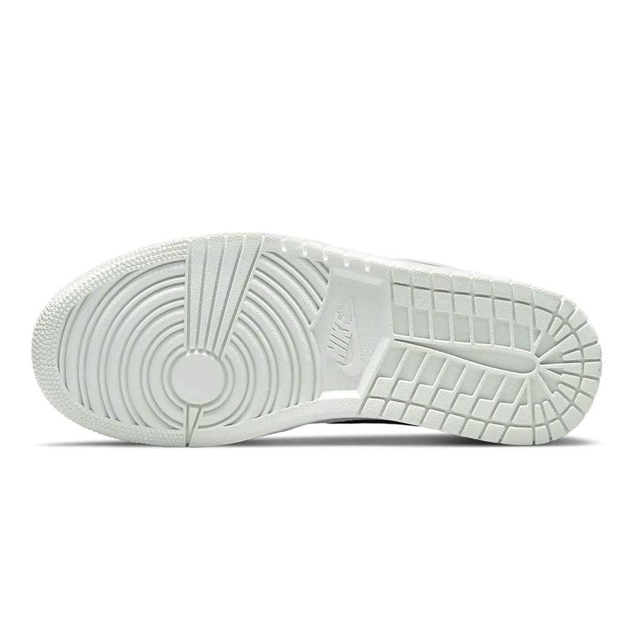 Air Jordan 1 Low 'Barely Green'