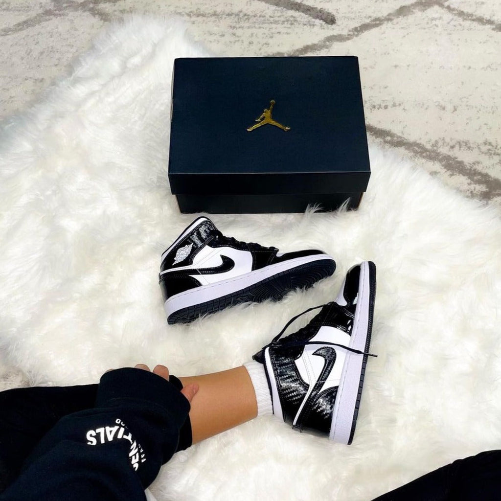 Air Jordan 1 Mid 'Carbon Fiber / All-Star Weekend'