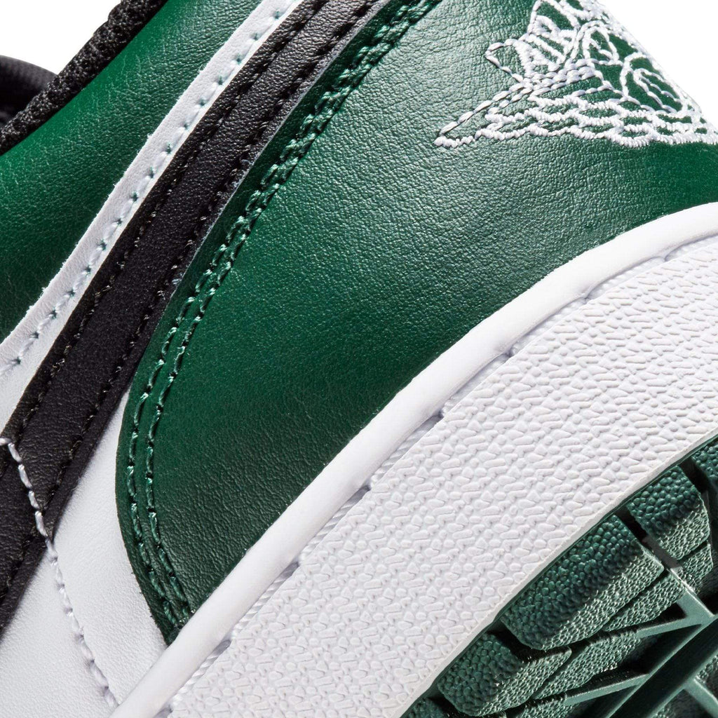 Air Jordan 1 Low 'Green Toe'