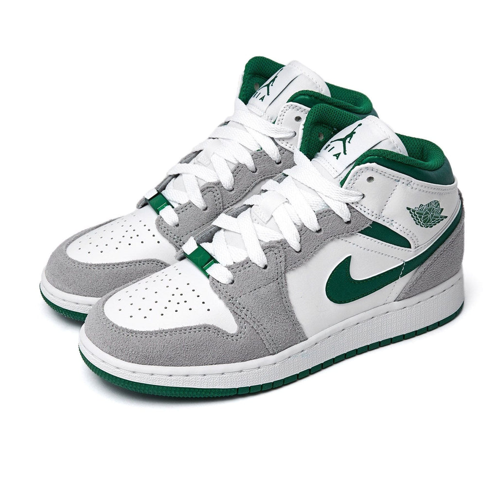 Air Jordan 1 Mid 'Pine Green Smoke Grey'
