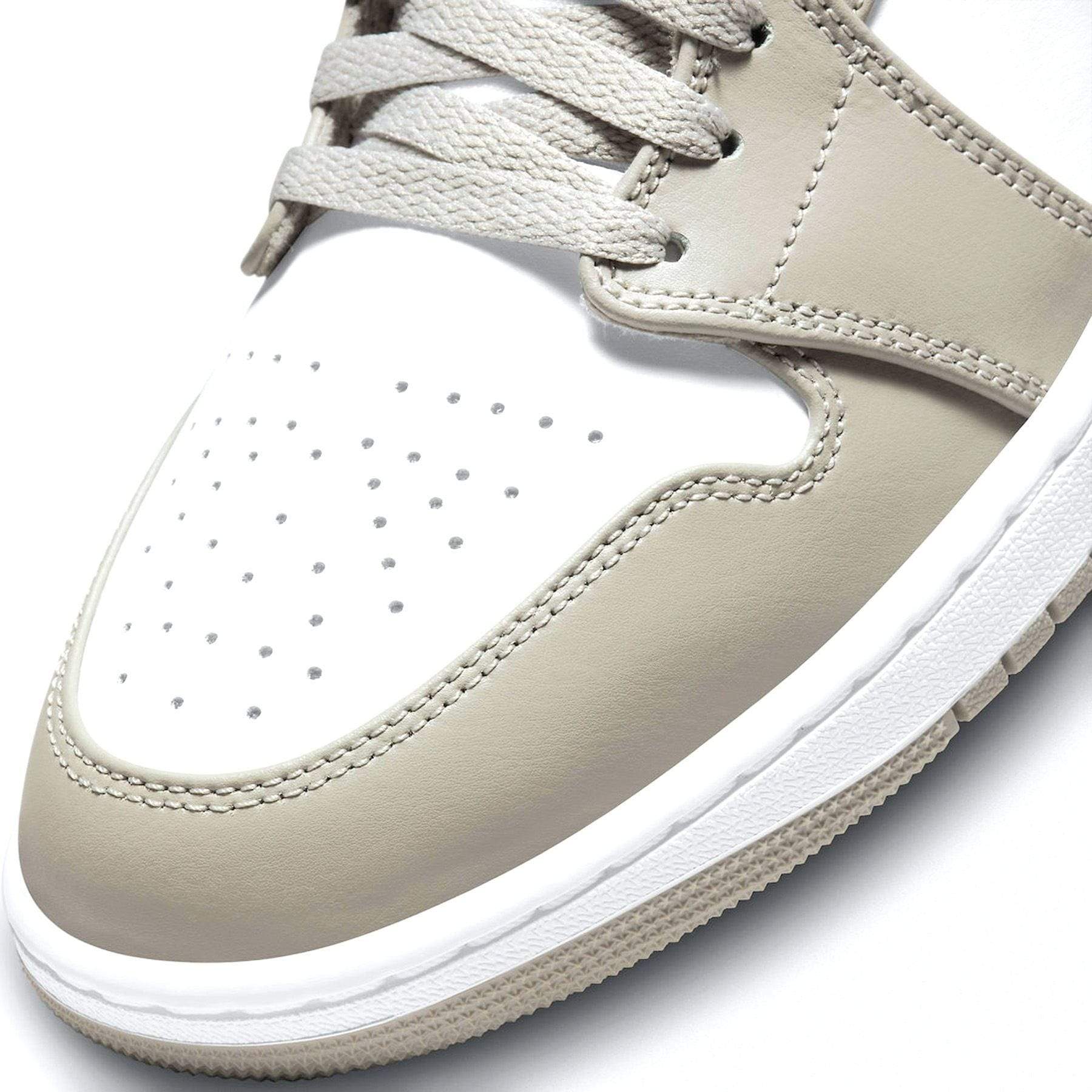 Air Jordan 1 Mid 'Linen / College Grey'