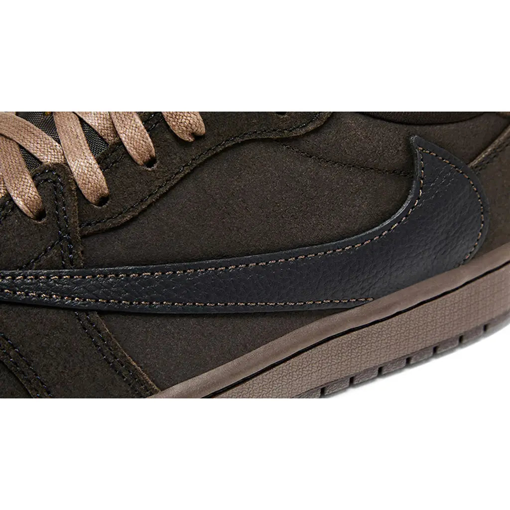 Air Jordan 1 Low x Travis Scott 'Velvet Brown'