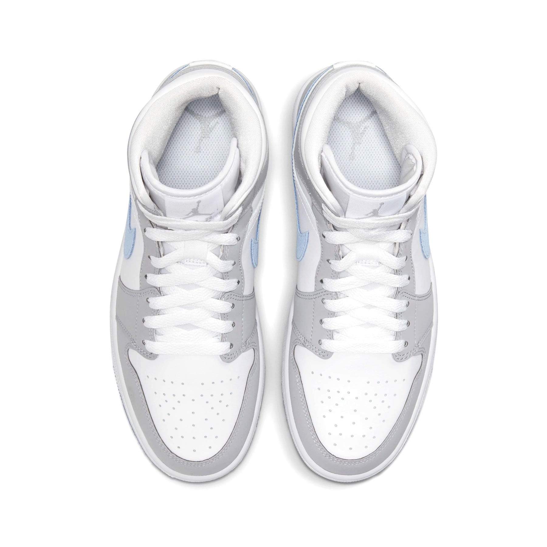 Air Jordan 1 Mid 'Wolf Grey Aluminium'