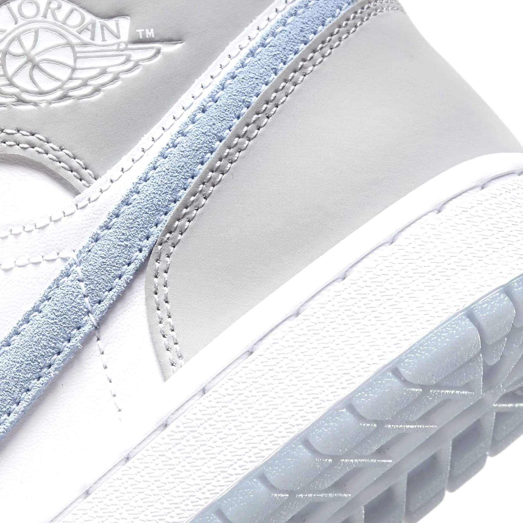 Air Jordan 1 Mid 'Wolf Grey Aluminium'